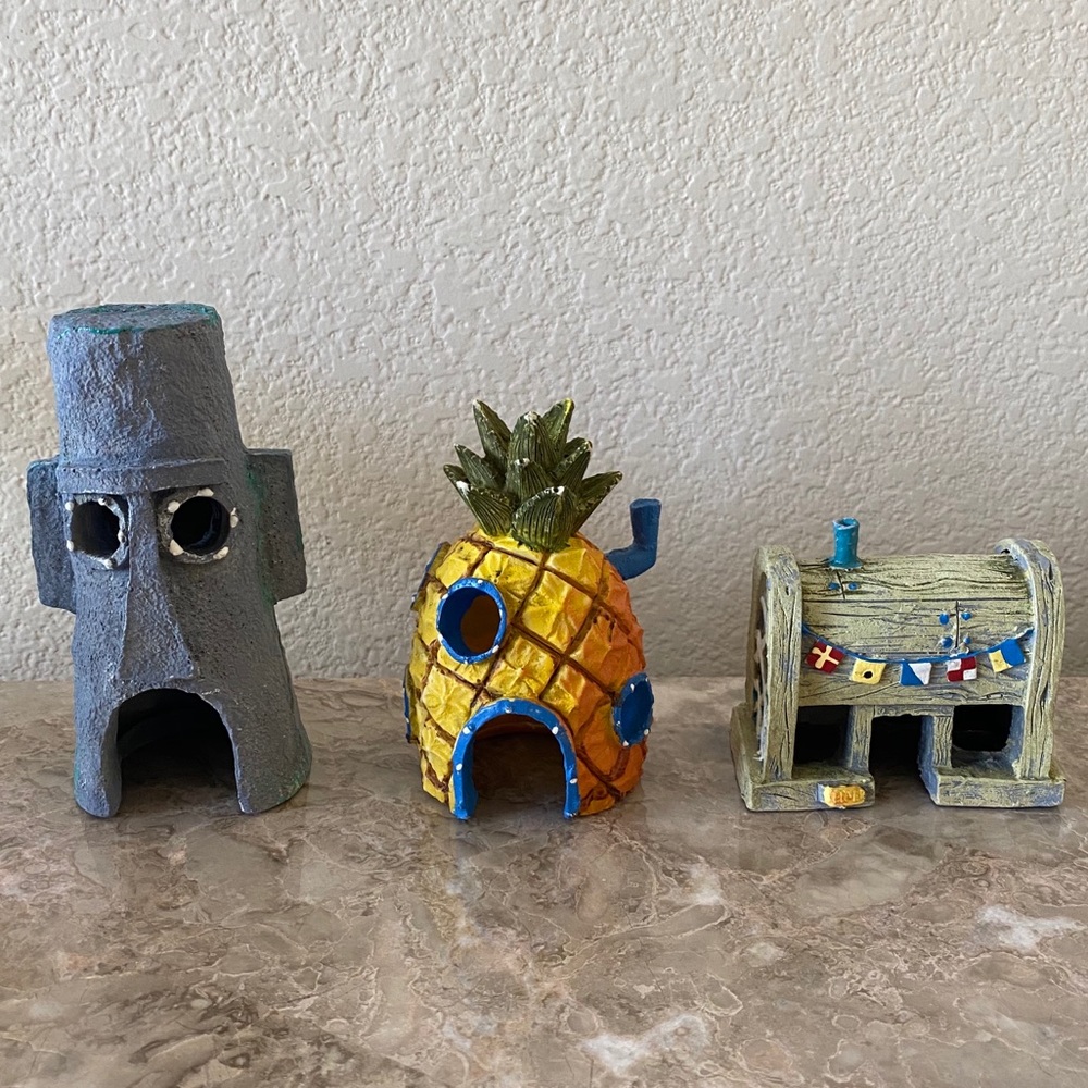 SpongeBob fish tank decor